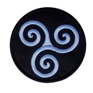 Parche bordado Triskel  6,5 x 6,5 cm. [ET-016]